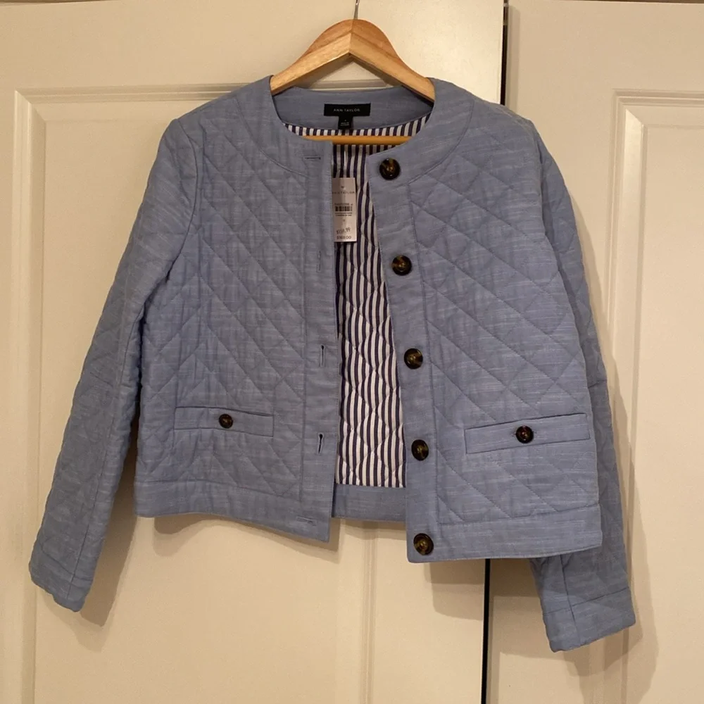 New Ann Taylor blue quilted jacket size:4 - Picture 2 of 8